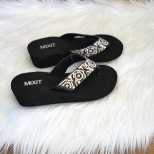 NWT Mixit Women's Black Wedge Bling Flip Flops 6